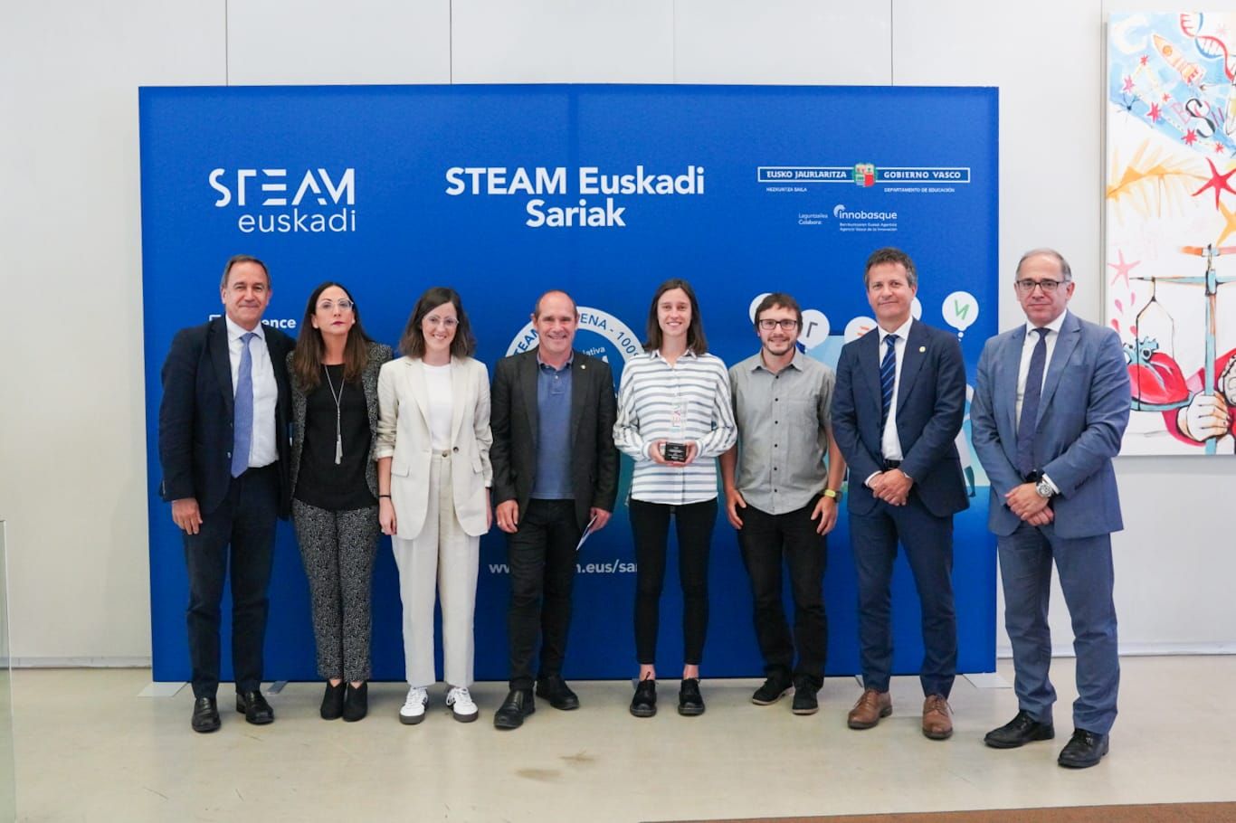 Vicomtech-ek, Mondragon Unibertsitateak eta Ikaslan Gipuzkoak bigarren saria jaso dute STEAM Euskadi sarietan, beren proiektu komunarekin: STEMotiv
