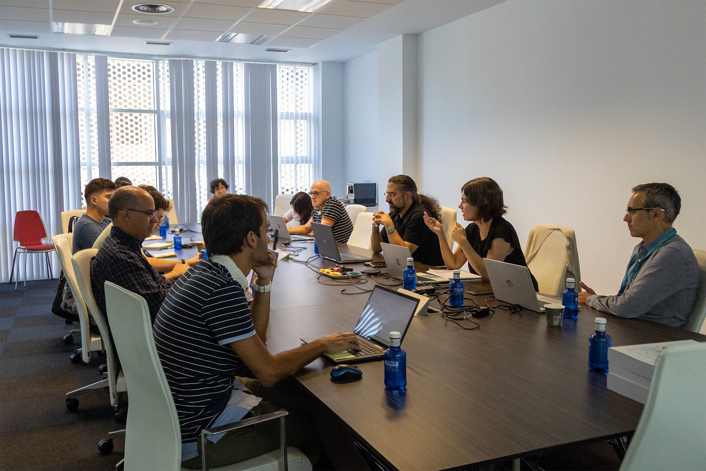 Vicomtech hosts in its facilities the first meeting of the AutoTrust project, based on the development of reliable Artificial Intelligence applied to the CCAM Autonomous Mobility sector.